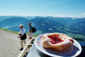 Tiroler Spezialitäten am Berg genießen